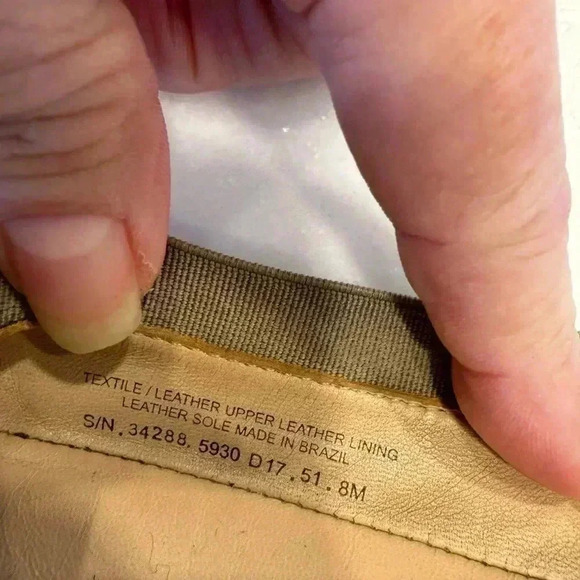 Tory Burch taupe leather ballet flats with gold Tory logo size 8 excellent - Picture 8 of 9